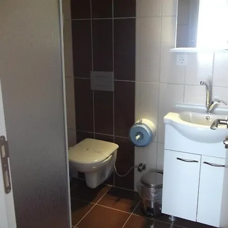 Konak 2*