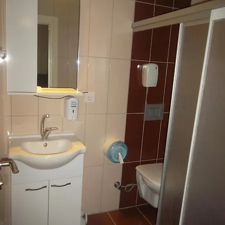 Hotel Konak Mut